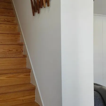 Daire Chiado Modern Attic Duplex 2-bedroom Lisboa