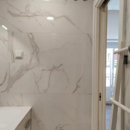 Chiado Modern Attic Duplex 2-bedroom Lejlighed *