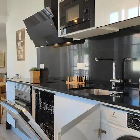 Daire Chiado Modern Attic Duplex 2-bedroom